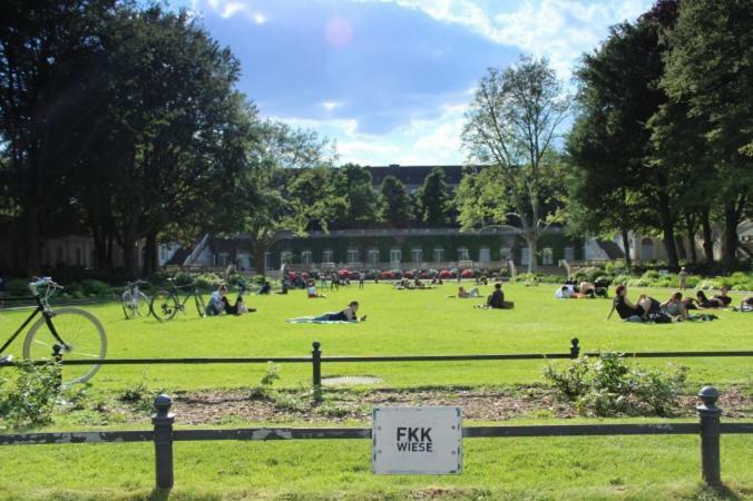 Berlin Mal Anders Erleben - Hier Tobt Das Leben Exteriör bild